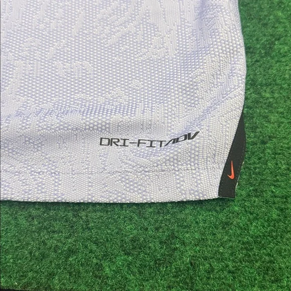 Tiger Woods Collection by Nike ADV Dri-Fit Polo (Light Blue/ Size XL) - Picture 6 of 7